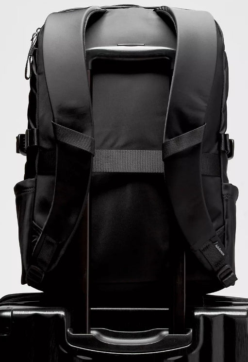 Lululemon New Crew Backpack 22L Updated Black