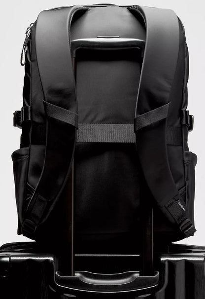 Lululemon New Crew Backpack 22L Updated Black